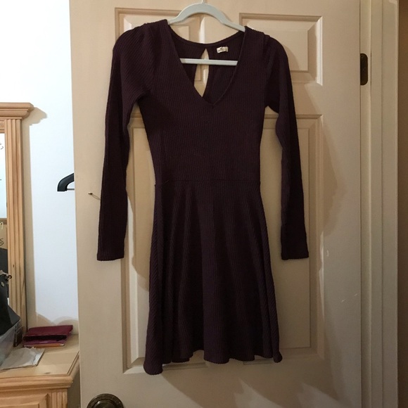2 Long Sleeve Dresses - Picture 1 of 4
